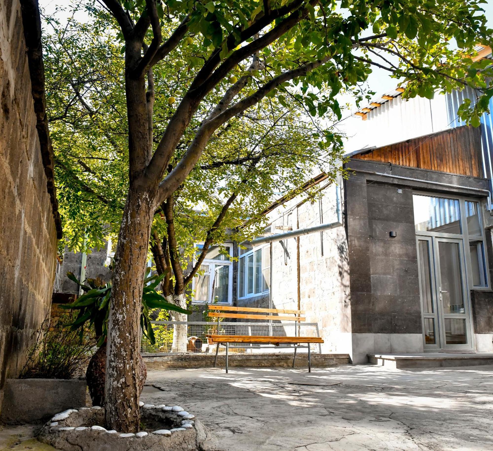 Guest House David'S B&B Gyumri ภายนอก รูปภาพ