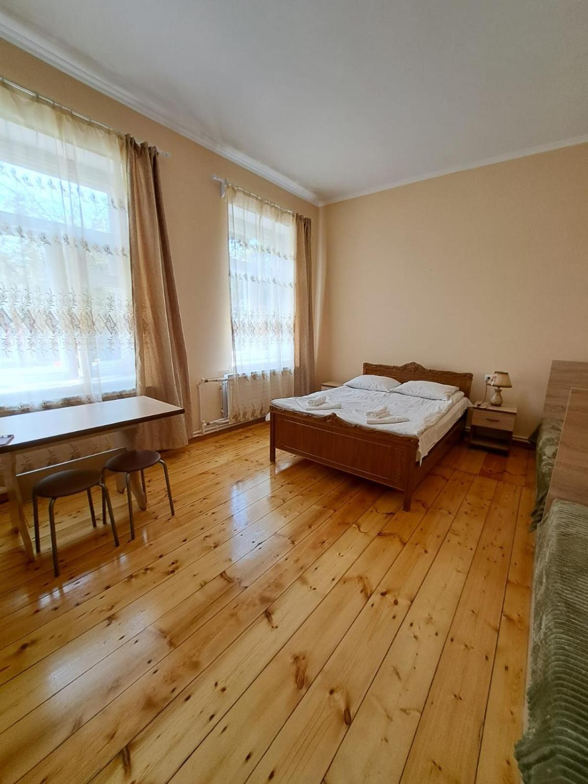 Guest House David'S B&B Gyumri ภายนอก รูปภาพ