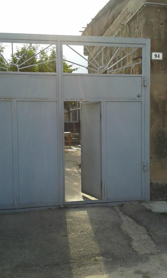 Guest House David'S B&B Gyumri ภายนอก รูปภาพ