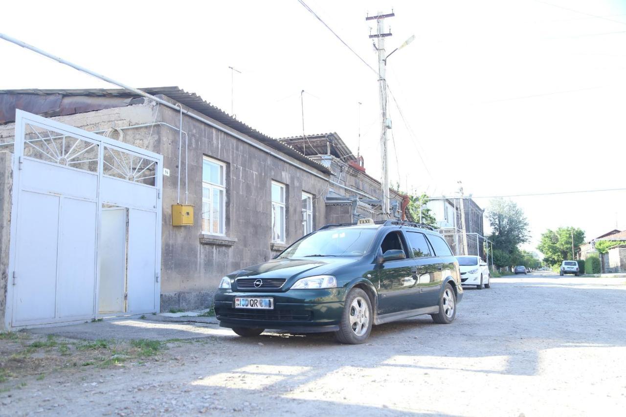 Guest House David'S B&B Gyumri ภายนอก รูปภาพ